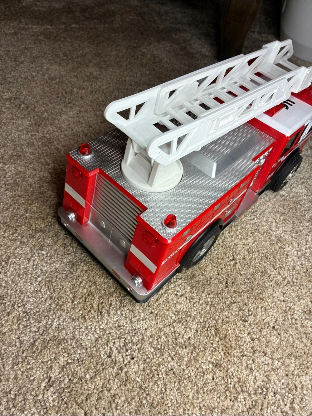 Sunny Days Maxx Action KidsFire Truck Interactive Toy with Extendable Ladder